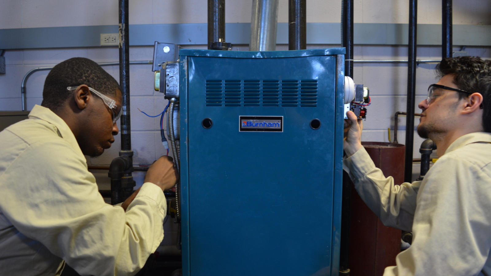 HVAC Students working