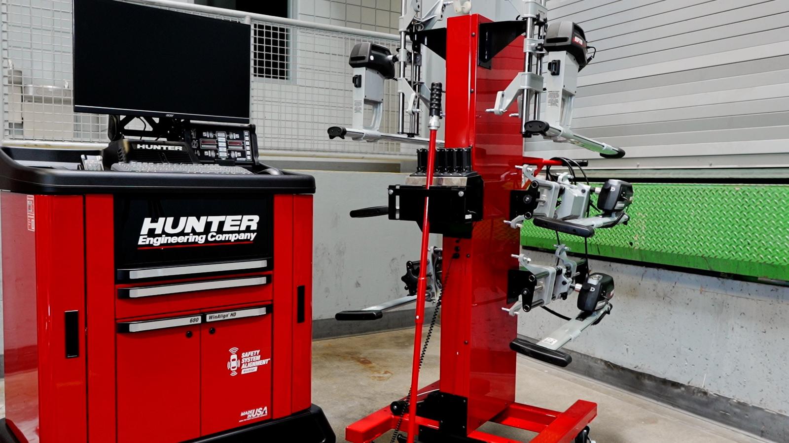 Hunter Alignment Training Center at Lincoln Tech’s Denver Campus