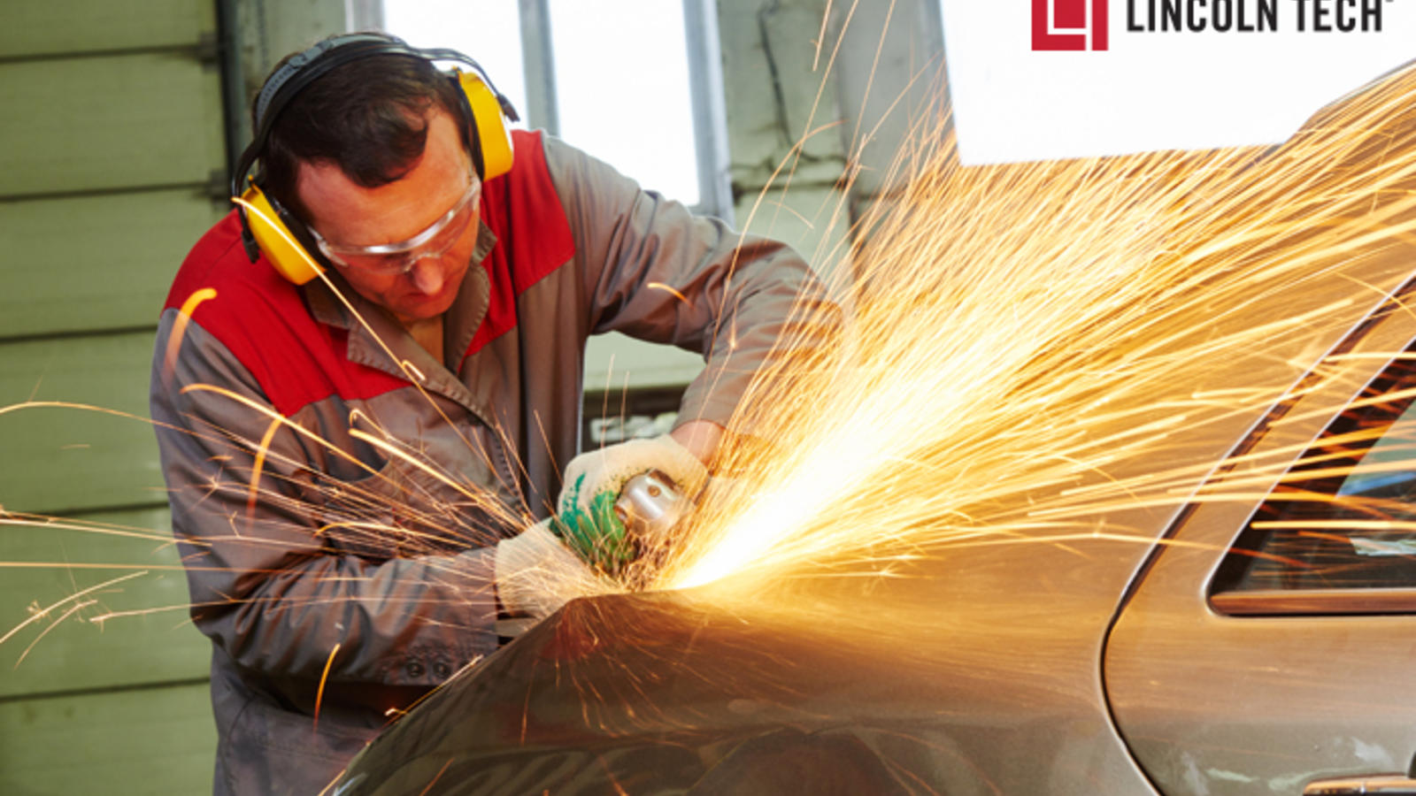 Caliber Collision Named One of Denver’s Top Partners