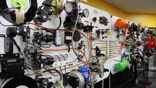 The Bendix EC-60 ABS-ATC-ESP is an advanced training system for Diesel Technology students.