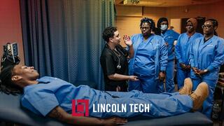 There are many important things to look for when choosing a medical assistant school.