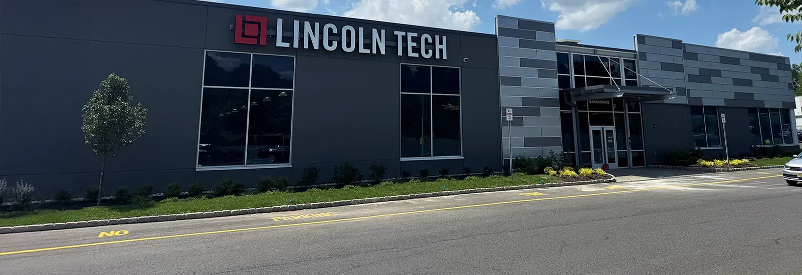 Levittown Campus Header Image