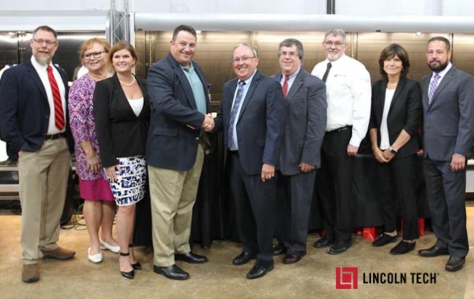 Hussmann’s TechX Training Center Opens