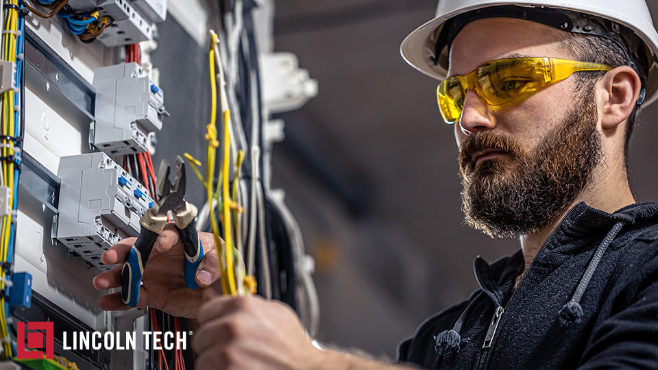 What Do Electricians Do? Lincoln Tech Explains the top job responsibilities of an electrician.