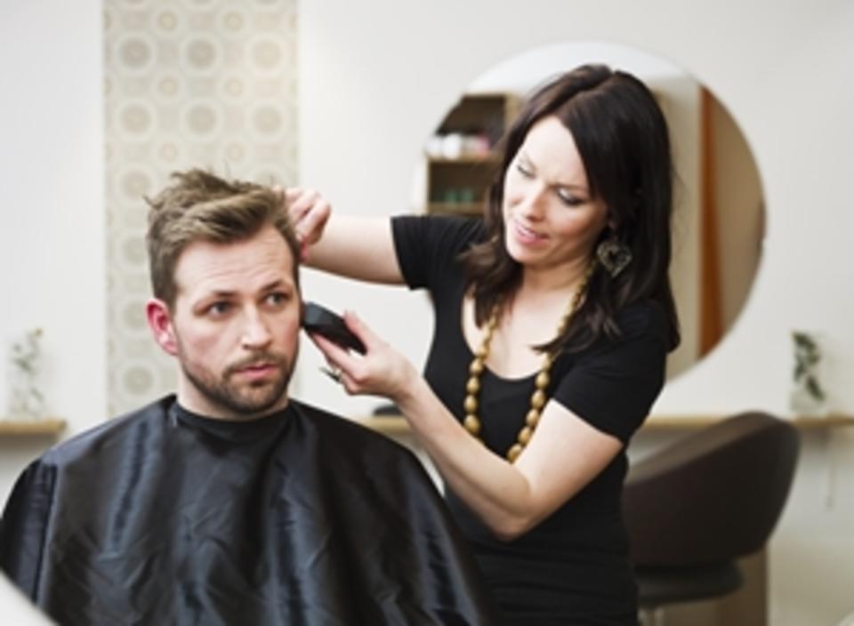 Preparing For A Career In Hair Design 685 492531 0 14065729 300.jpg