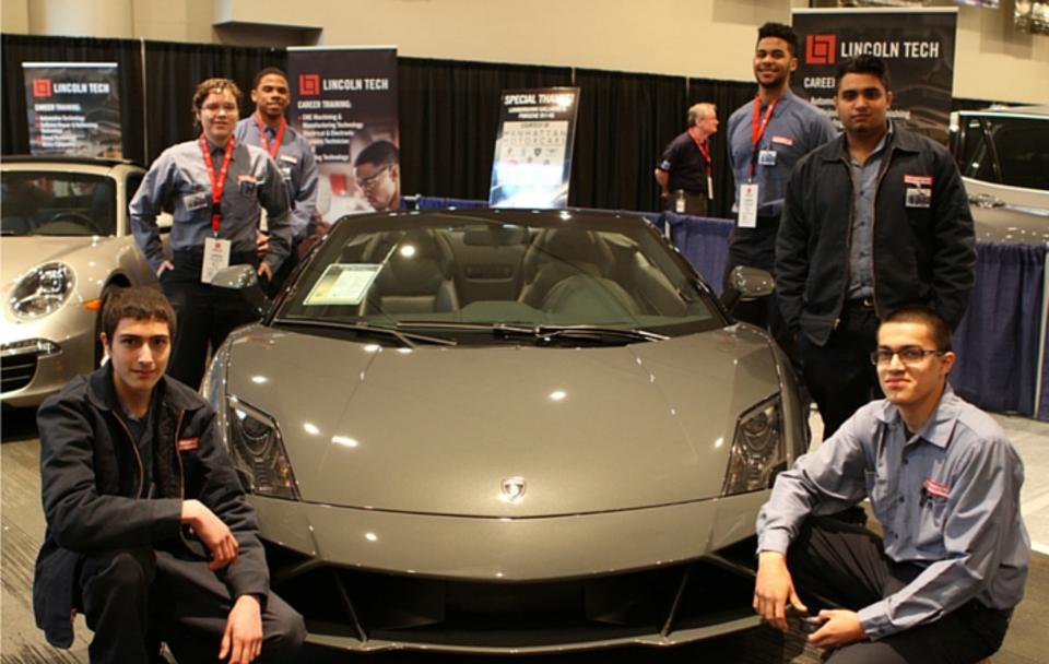 2016 New York Auto Show a Rousing Success
