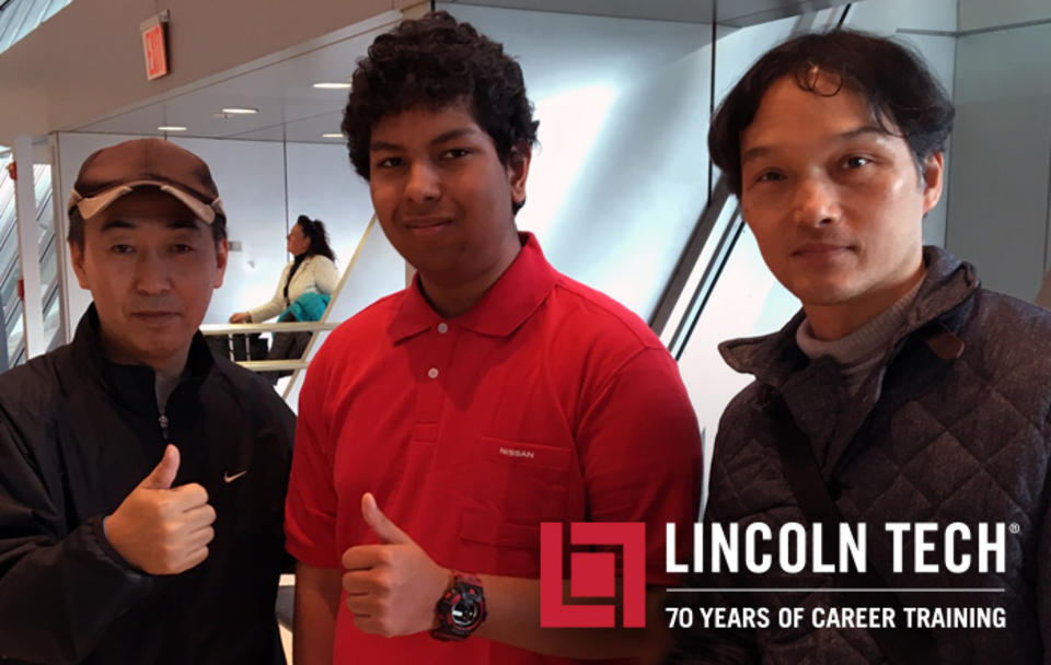 Lincoln Tech Student Meets With Nissan Motors Executives