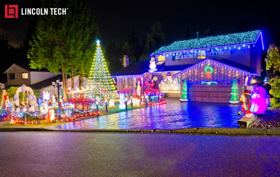 Energy Efficient Lights to save money this holiday season!